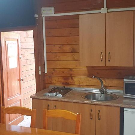 Camping Fuente De Piedra Bagian luar foto