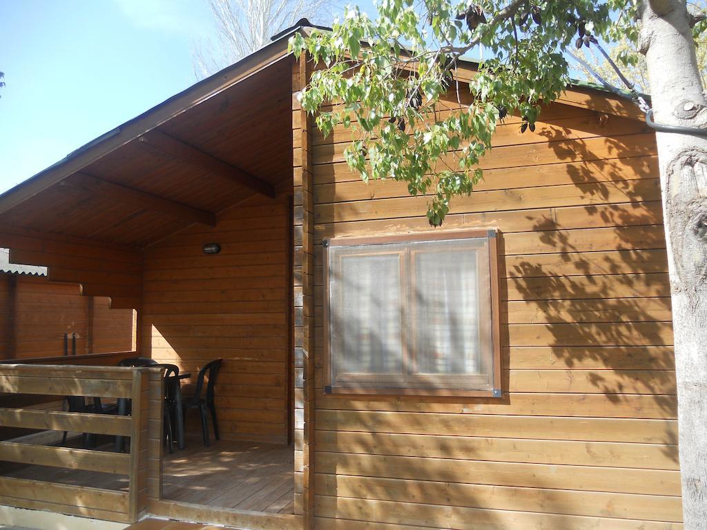 Camping Fuente De Piedra Ruang foto