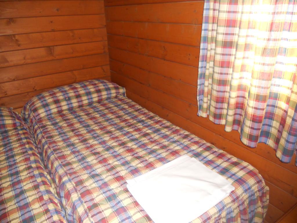Camping Fuente De Piedra Ruang foto